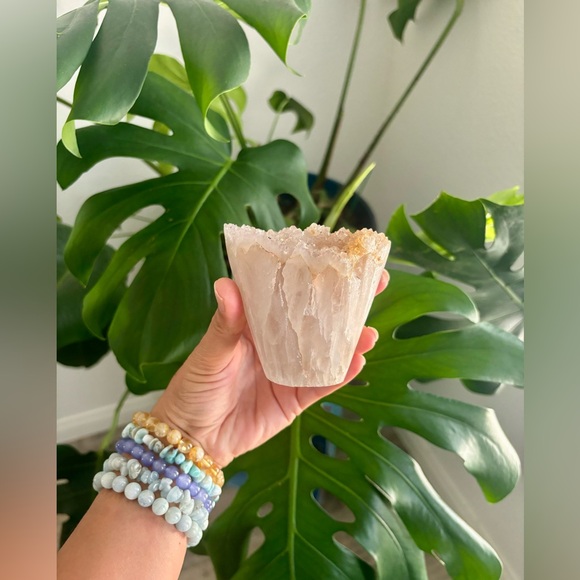 Druzy Amethyst Cupcake - Picture 5 of 6